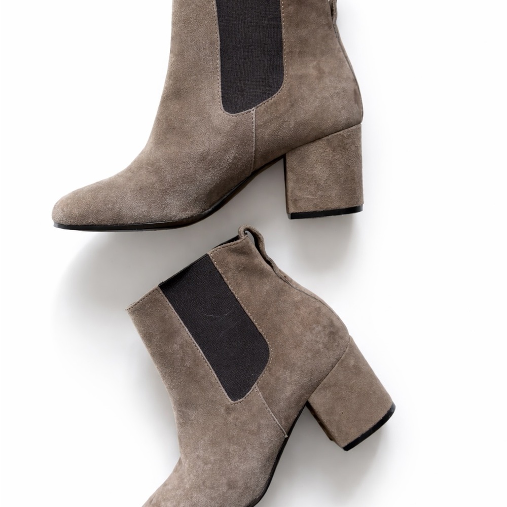 Madison Elegant Tan Suede Ankle Boots